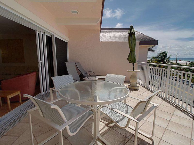 2 BR Sunset Royale Penthouse #412