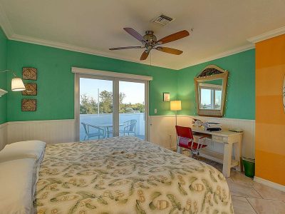 Penthouse studio suite #7 - Sunset Royale