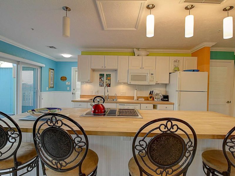 Penthouse studio suite #7 - Sunset Royale