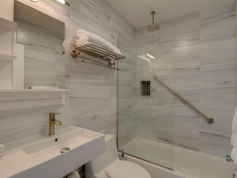 Two-bedroom #5 - Sunset Royale