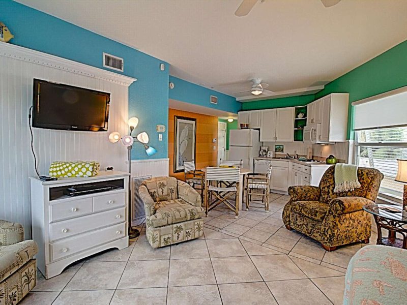 Studio #3 - Sunset Royale