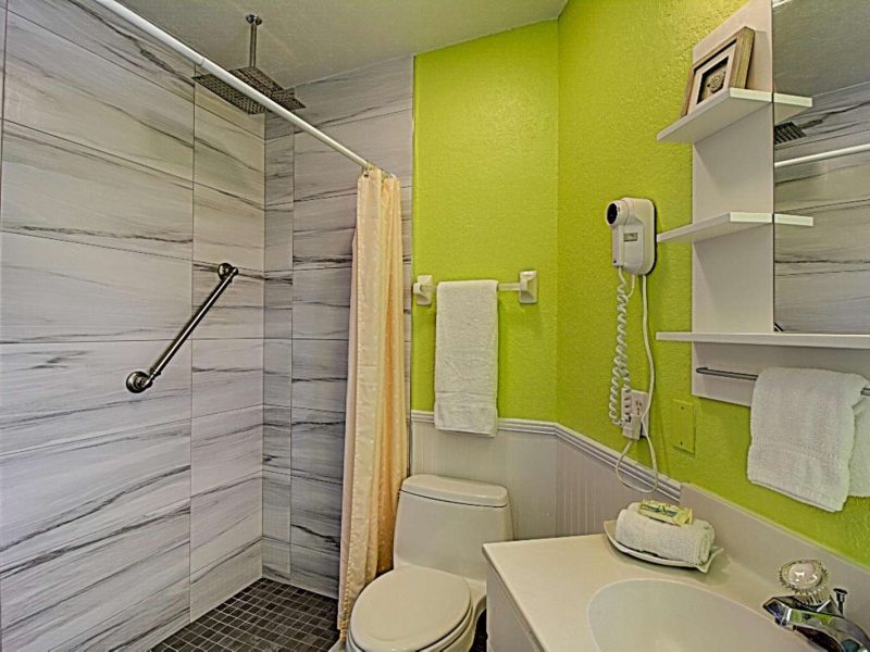 Studio #3 - Sunset Royale